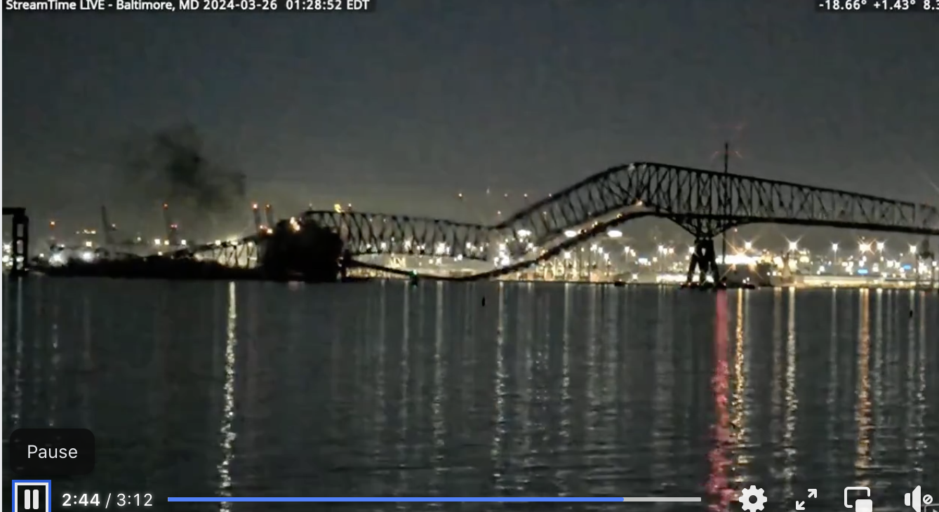 VIDEO - Etats-Unis: un pont de Baltimore s'effondre après avoir été percuté par un navire
